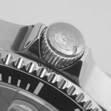 Carica l'immagine nel visualizzatore di Gallery, Orologio da polso "New Diver" Nero A.G. Spalding & Bros