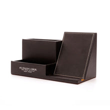 Carica l'immagine nel visualizzatore di Gallery, Portapenne/Telefono in pelle rigenerata "Brown Desk" A.G. Spalding & Bros