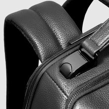 Carica l'immagine nel visualizzatore di Gallery, Zaino da viaggio porta pc 15,6 in pelle "Modus Special" Piquadro