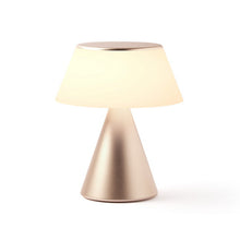 Carica l'immagine nel visualizzatore di Gallery, Lampada led portatile grande sincronizzabile "Luma L" Lexon (disponibile in due colori)