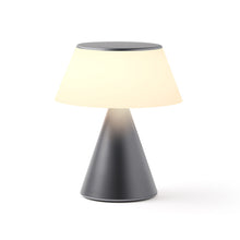 Carica l'immagine nel visualizzatore di Gallery, Lampada led portatile grande sincronizzabile "Luma L" Lexon (disponibile in due colori)