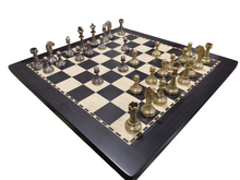 Carica l'immagine nel visualizzatore di Gallery, Scacchiera con scacchi in metallo "Mignon fiorito"
