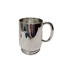Carica l'immagine nel visualizzatore di Gallery, Boccale in Sheffiel con manico "Fani"