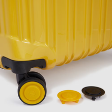 Carica l'immagine nel visualizzatore di Gallery, Trolley cabina ultra slim a 4 ruote PQ-Light giallo