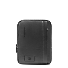 Carica l'immagine nel visualizzatore di Gallery, Borsello porta iPad®mini in pelle con sistema RFID "Russell" Piquadro (disponibile in diversi colori)