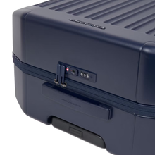 Carica l'immagine nel visualizzatore di Gallery, Trolley medio 4 ruote in policarbonato PQ-Light (disponibile in diversi colori)