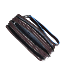 Carica l'immagine nel visualizzatore di Gallery, Pochette da uomo a triplo scomparto in pelle con tracollina e polsiera rimovibile "Bluesquare" Piquadro (disponibile in due colori)