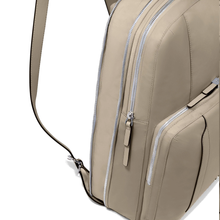 Carica l'immagine nel visualizzatore di Gallery, Zaino donna porta pc 15,6" espandibile in tessuto e pelle "Circle" Piquadro"