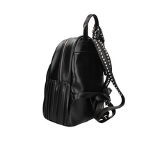 Carica l'immagine nel visualizzatore di Gallery, Zainetto da passeggio in ecopelle plissè con fiocco borchiato "Cult"