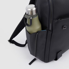 Carica l'immagine nel visualizzatore di Gallery, Zaino portapc 15,6" in pelle con cavo antifurto Modus Special Piquadro