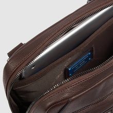 Carica l'immagine nel visualizzatore di Gallery, Borsello porta iPad®10.5''/ iPad 9.7" in pelle "Paavo" Piquadro