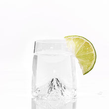 Carica l'immagine nel visualizzatore di Gallery, Set quattro bicchieri da shot "Topographic: Mont Blanc, Pic du Midi, Everest, Mattehorn"