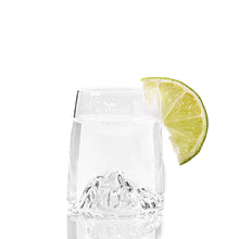 Carica l'immagine nel visualizzatore di Gallery, Set quattro bicchieri da shot "Topographic: Mont Blanc, Pic du Midi, Everest, Mattehorn"