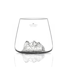 Carica l'immagine nel visualizzatore di Gallery, Set due bicchieri da whisky "Topographic: Sassolungo e Gran Paradiso"