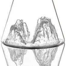 Carica l'immagine nel visualizzatore di Gallery, Caraffa "Topographic: Canyon"