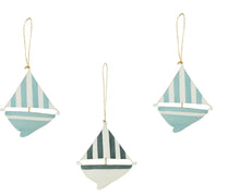 Carica l'immagine nel visualizzatore di Gallery, Barchetta in legno da appendere (disponibile in due varianti)