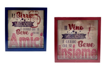 Carica l'immagine nel visualizzatore di Gallery, Decorazione da parete portatappi (disponibile in due varianti)