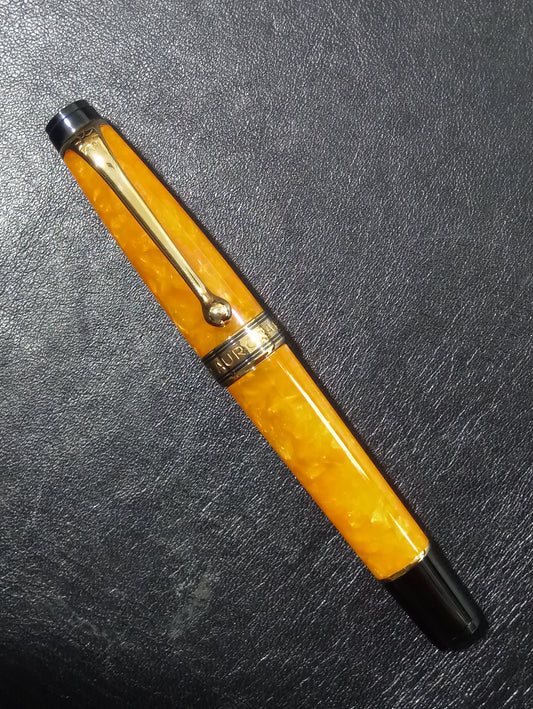 Penna stilografica Aurora Sole Aurea Minima (edizione numerata)