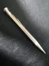 Carica l'immagine nel visualizzatore di Gallery, Matita Aurora "Permanento"