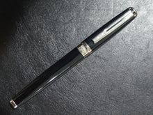 Carica l'immagine nel visualizzatore di Gallery, Penna stilografica Watermann Exception Slim Black