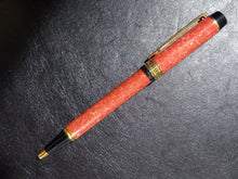 Carica l'immagine nel visualizzatore di Gallery, Penna a sfera Watermann Corallo