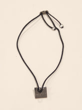 Carica l'immagine nel visualizzatore di Gallery, Bracciale in argento "Happy" nero