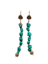 Carica l'immagine nel visualizzatore di Gallery, Orecchini pendenti in argento e turchesi