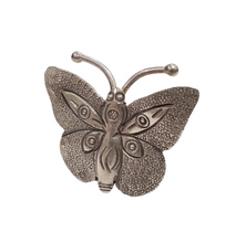 Carica l'immagine nel visualizzatore di Gallery, Anello in argento "Farfalla"