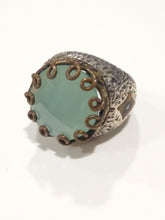 Carica l'immagine nel visualizzatore di Gallery, Anello a fascione in argento con acquamarina