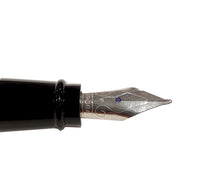 Carica l'immagine nel visualizzatore di Gallery, Penna Stilografica Aurora Ipsilon MetalPenna Stilografica Aurora Ipsilon Metal pennino