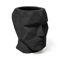 Carica l'immagine nel visualizzatore di Gallery, Portapenne in cemento "Testa sfaccettata" nera