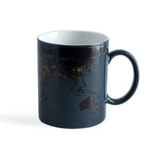 Carica l'immagine nel visualizzatore di Gallery, Tazza mug con effetto giorno/notte termorilevabile