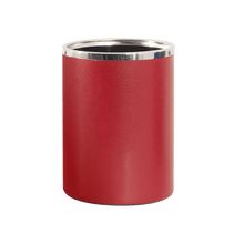 Carica l'immagine nel visualizzatore di Gallery, Bicchiere portapenne in similpelle InTempo rosso