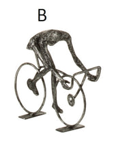 Carica l'immagine nel visualizzatore di Gallery, Scultura in metallo "Ciclisti" (acquistabile anche singolarmente)
