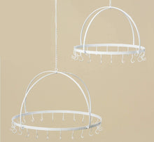 Carica l'immagine nel visualizzatore di Gallery, Base sospesa per composizion decorative "Lillis" Boltze