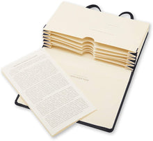 Carica l'immagine nel visualizzatore di Gallery, Portfolio A4 con sei tasche a soffietto "Moleskine" ( avorio
