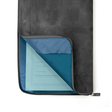 Carica l'immagine nel visualizzatore di Gallery, Portadocumenti sottobraccio Blue Gate InTempo nero