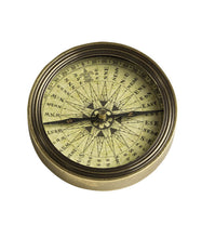 Carica l'immagine nel visualizzatore di Gallery, Bussola Polaris con custodia illustrativa Authentic Models