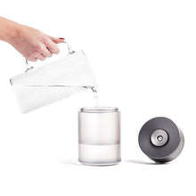 Carica l'immagine nel visualizzatore di Gallery, Diffusore di oli essenziali con umidificatore e nebulizzatore "Horizon Diffuser" Lexon Design nero