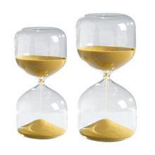 Carica l'immagine nel visualizzatore di Gallery, Clessidra cilindrica con sabbia dorat