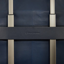 Carica l'immagine nel visualizzatore di Gallery, Cartella portapc 14" a due manici in pelle Finn Piquadro blu