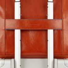 Carica l'immagine nel visualizzatore di Gallery, Cartella sottile portapc 14" in pelle Bluesquare Revamp Piquadro