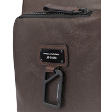 Carica l'immagine nel visualizzatore di Gallery, Borsa portacomputer 15" a due manici in pelle "Harper" Piquadro