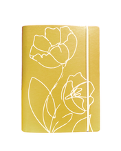 Carica l'immagine nel visualizzatore di Gallery, Agenda flessibile 9x14 giornaliera 2023 in ecopelle "Love everyday" InTempo (disponibile in quattrocolori)