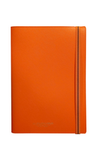 Carica l'immagine nel visualizzatore di Gallery, Agenda settimanale verticale refillabile 2023 con copertina in pelle saffiano 26x19 "New Regimental" A.G. Spalding & BrosAgenda settimanale verticale refillabile 2023 con copertina in pelle saffiano 26x19 "New Regimental" A.G. Spalding & Bros arancio