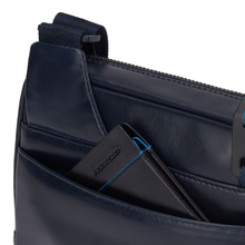 Carica l'immagine nel visualizzatore di Gallery, Borsello da uomo porta IPAD®AIR-IPAD PRO 9.7/11" in pelle BlueSquare Piquadro (disponibile in diversi colori)