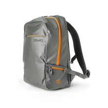 Carica l'immagine nel visualizzatore di Gallery, Zaino portacomputer 15" fastcheck in tela cerata Blackout InTempo grigio/arancio