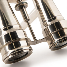 Carica l'immagine nel visualizzatore di Gallery, Binocolino da opera in metallo argentato "William" Authentic Models