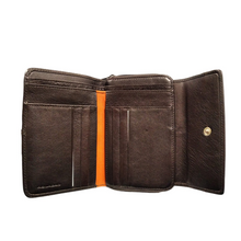 Carica l'immagine nel visualizzatore di Gallery, Portafogli donna con patta Link Piquadro testa di moro