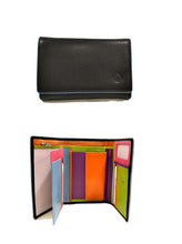Carica l'immagine nel visualizzatore di Gallery, Portafoglio da donna in pelle con patta Carraro nero